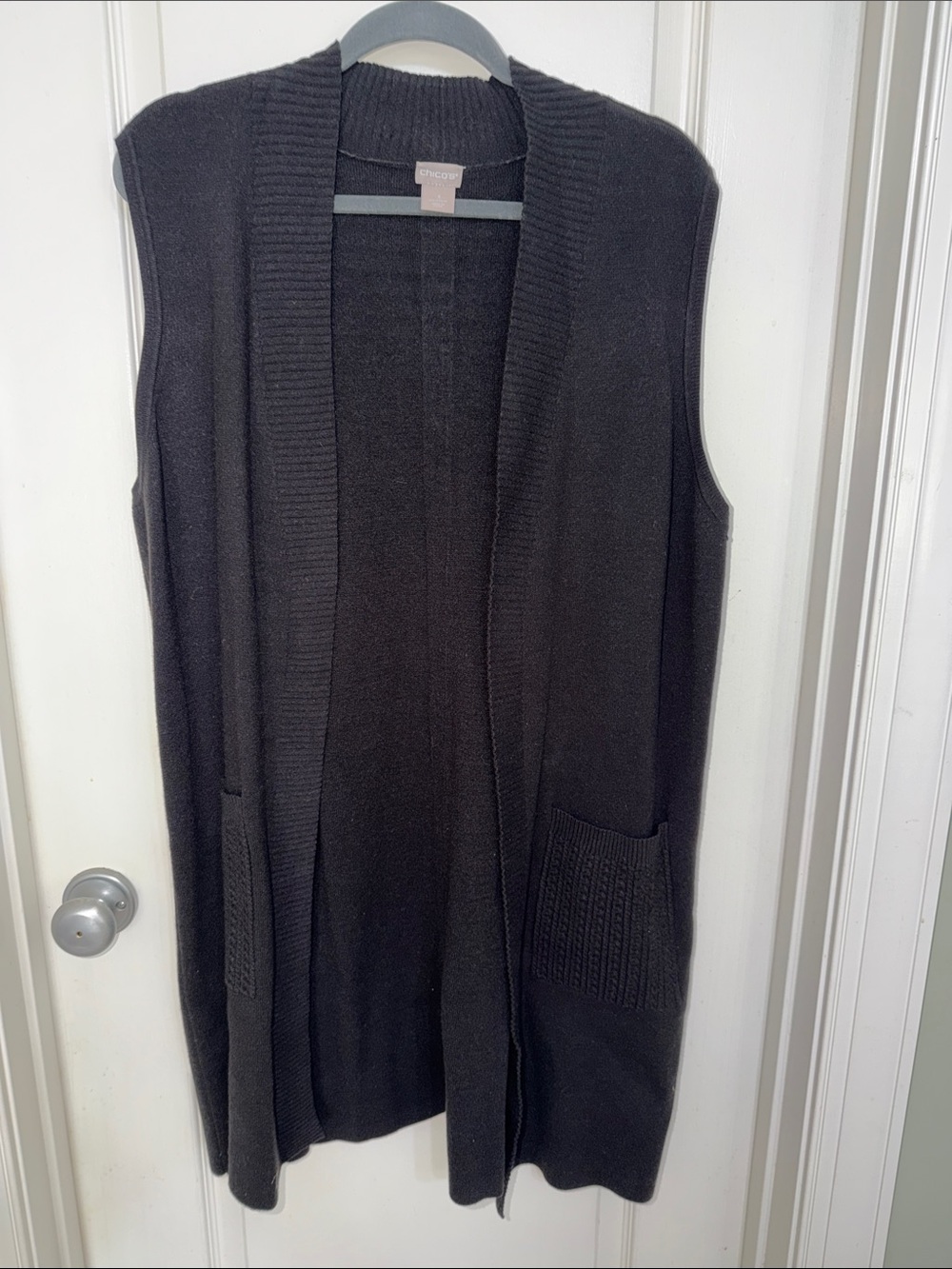 Chico's Black Sleeveless Open-Front Knit Vest with Pocket